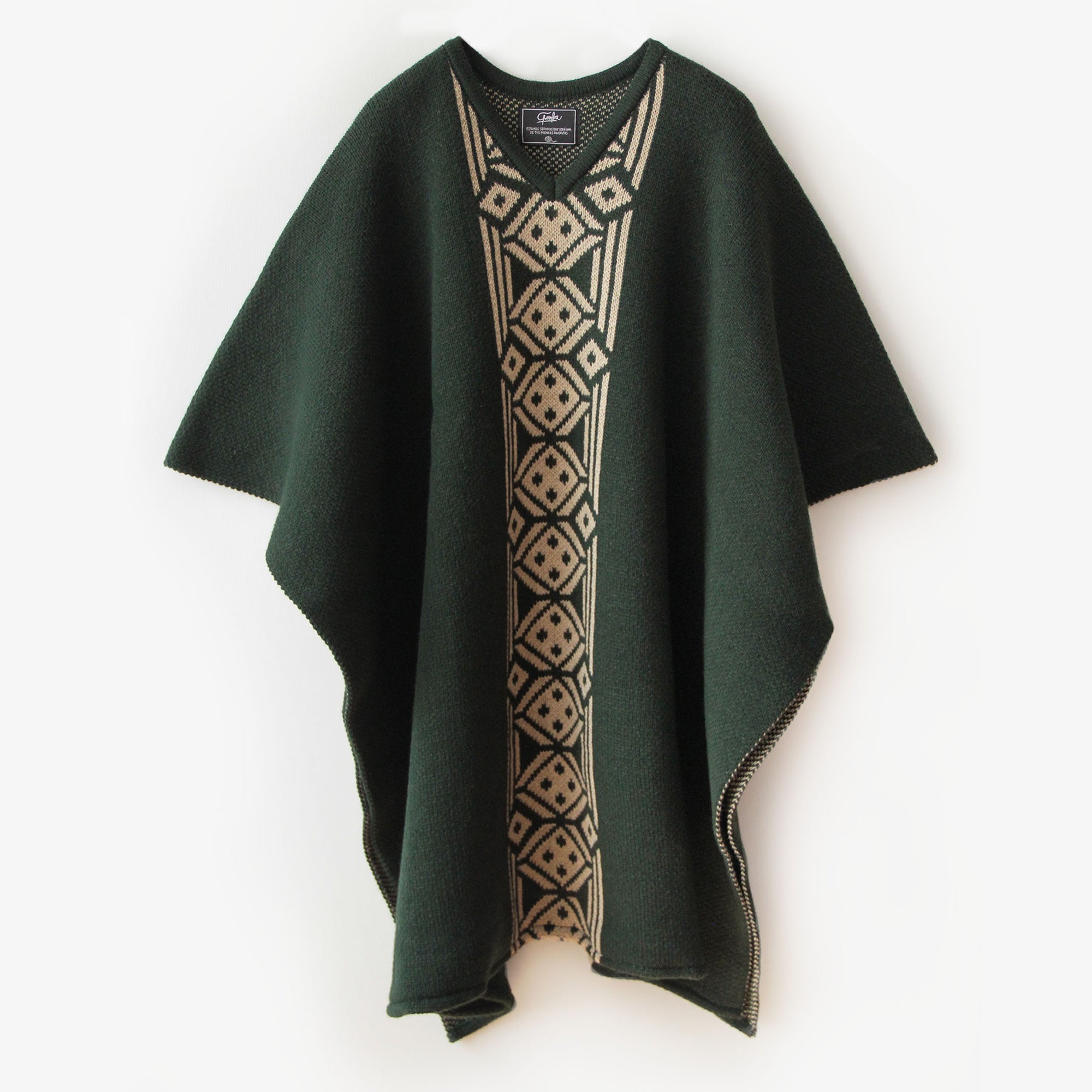 Poncho Wiriwel