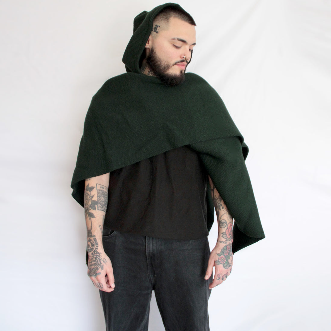 Poncho Esencial - Capucha